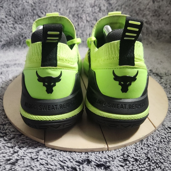 Under Armour Project Rock 4 HOVR Bull Neon Volt Green Black Mens Size 9.5 - Picture 7 of 9